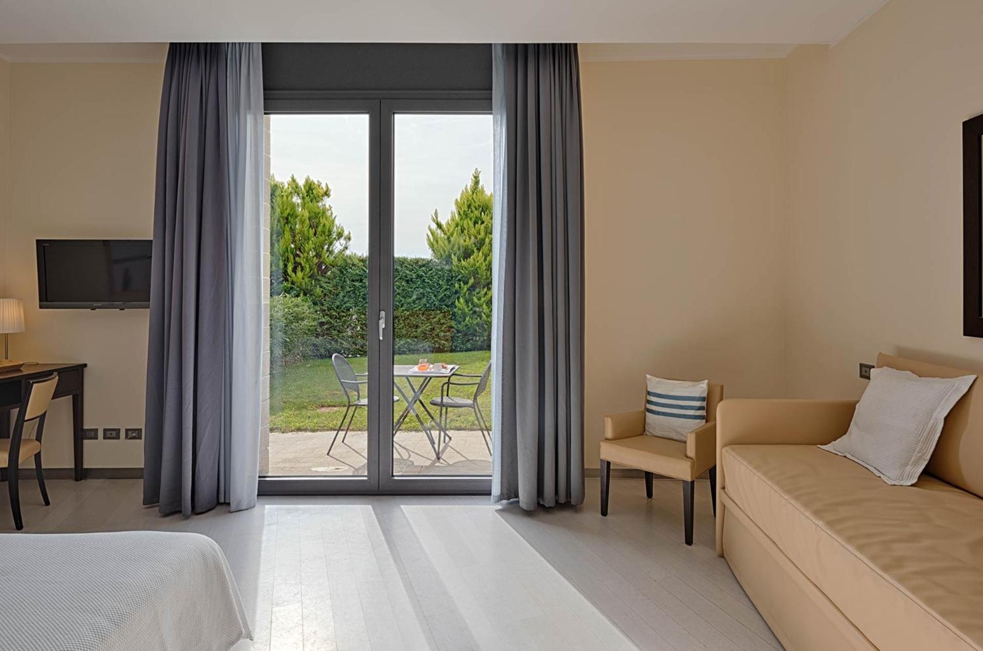 Elegance Boutique Suites 巴尔韦德 外观 照片