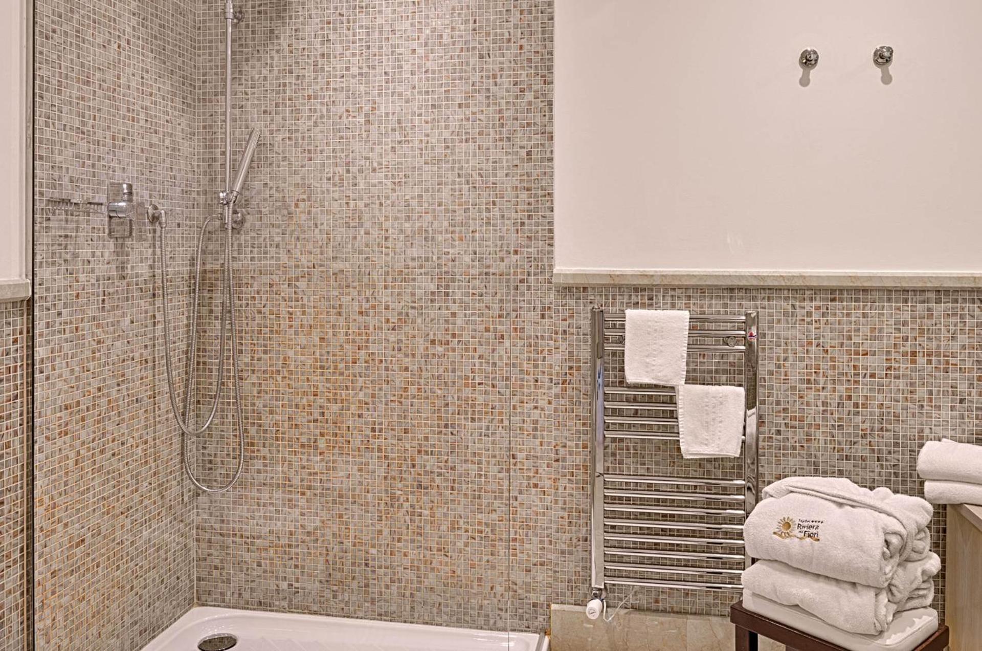 Elegance Boutique Suites 巴尔韦德 外观 照片