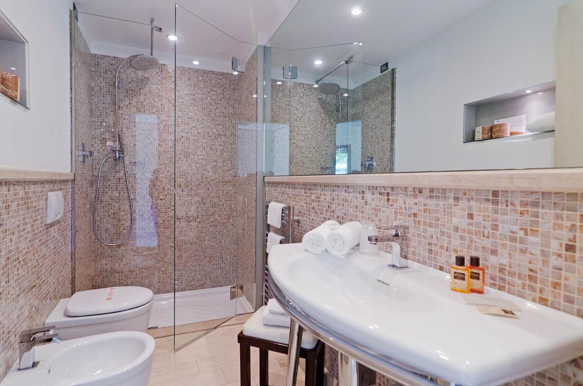 Elegance Boutique Suites 巴尔韦德 外观 照片
